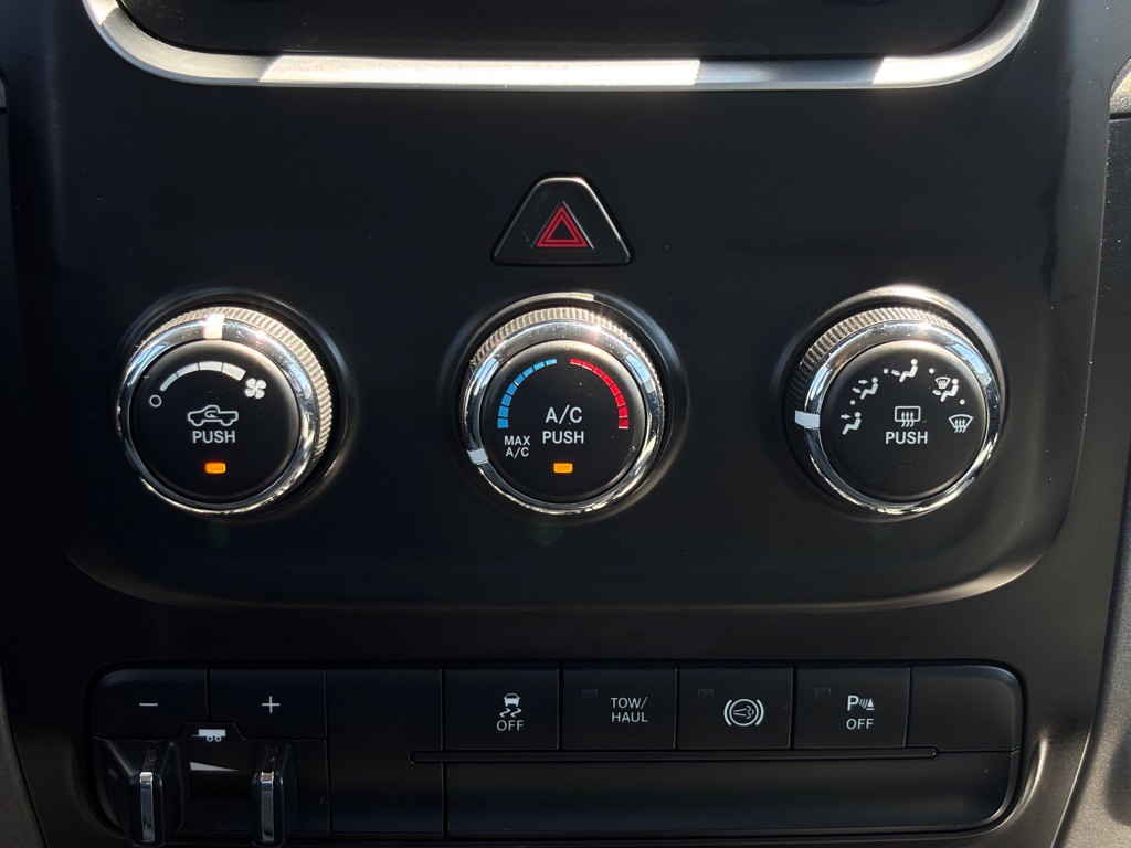 2015 RAM 2500 Image 39