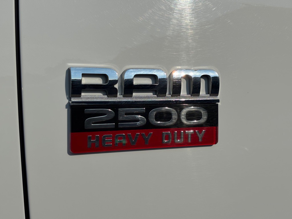 2010 Dodge Ram 2500 Image 5