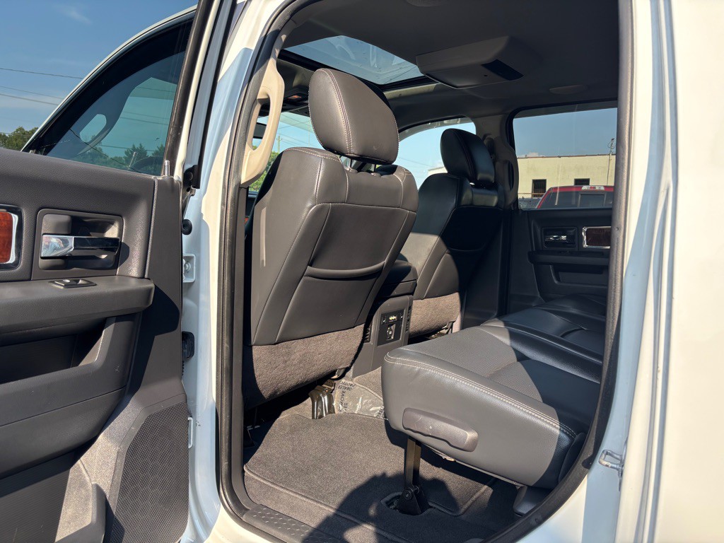 2010 Dodge Ram 2500 Image 10