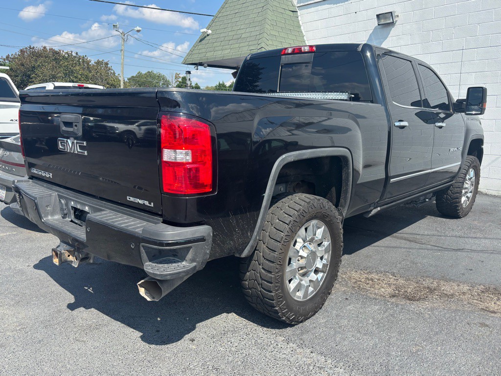 2019 GMC Sierra Image 3