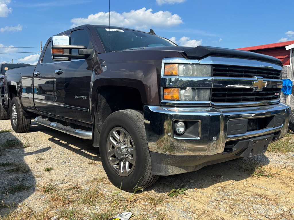 2016 Chevrolet Silverado 1500 Image 2