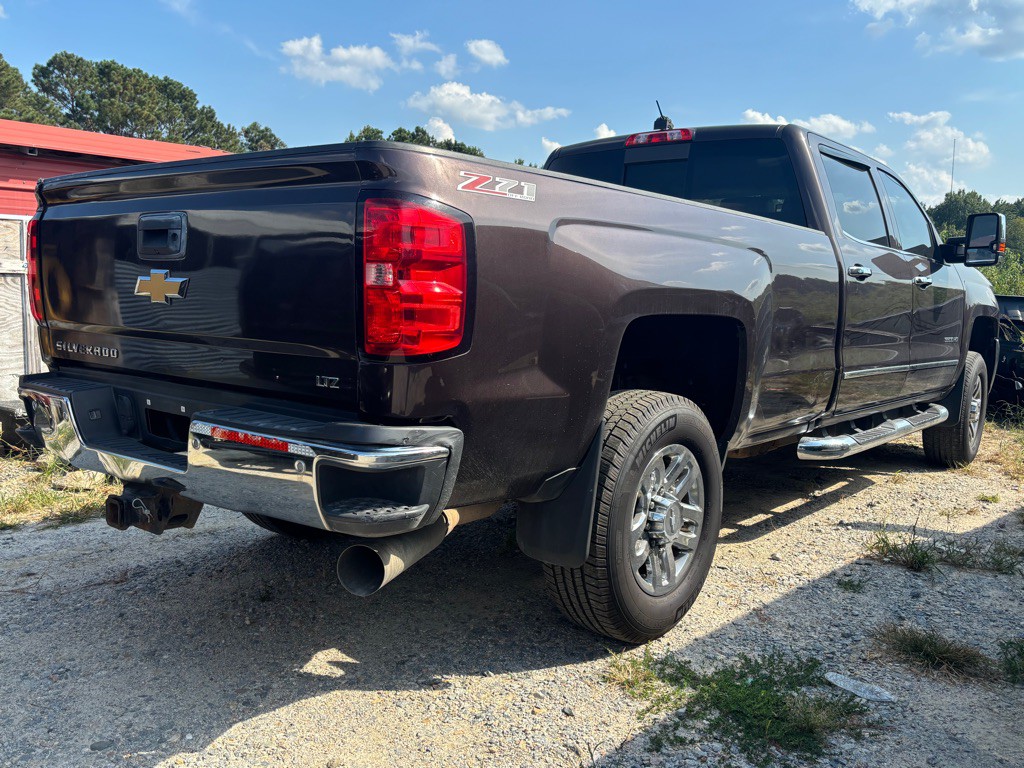 2016 Chevrolet Silverado 1500 Image 3