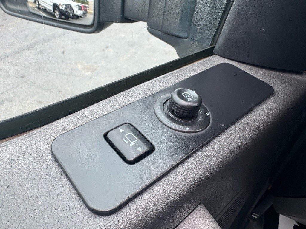 2015 Ford F-350 Image 16