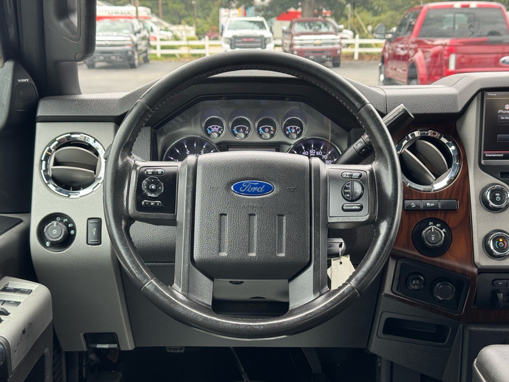 2015 Ford F-350 Image 21