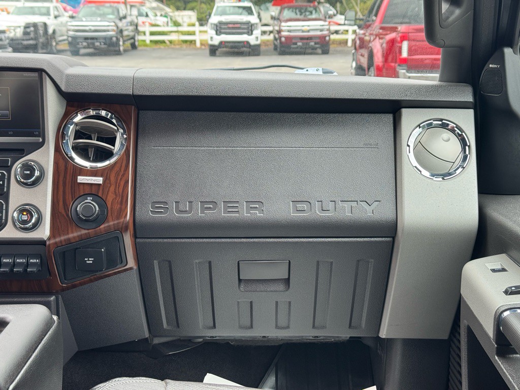 2015 Ford F-350 Image 29