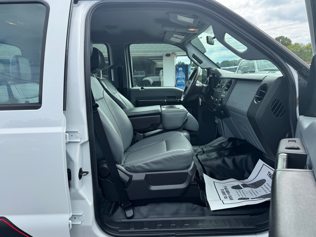 2016 Ford F-350 Image 16