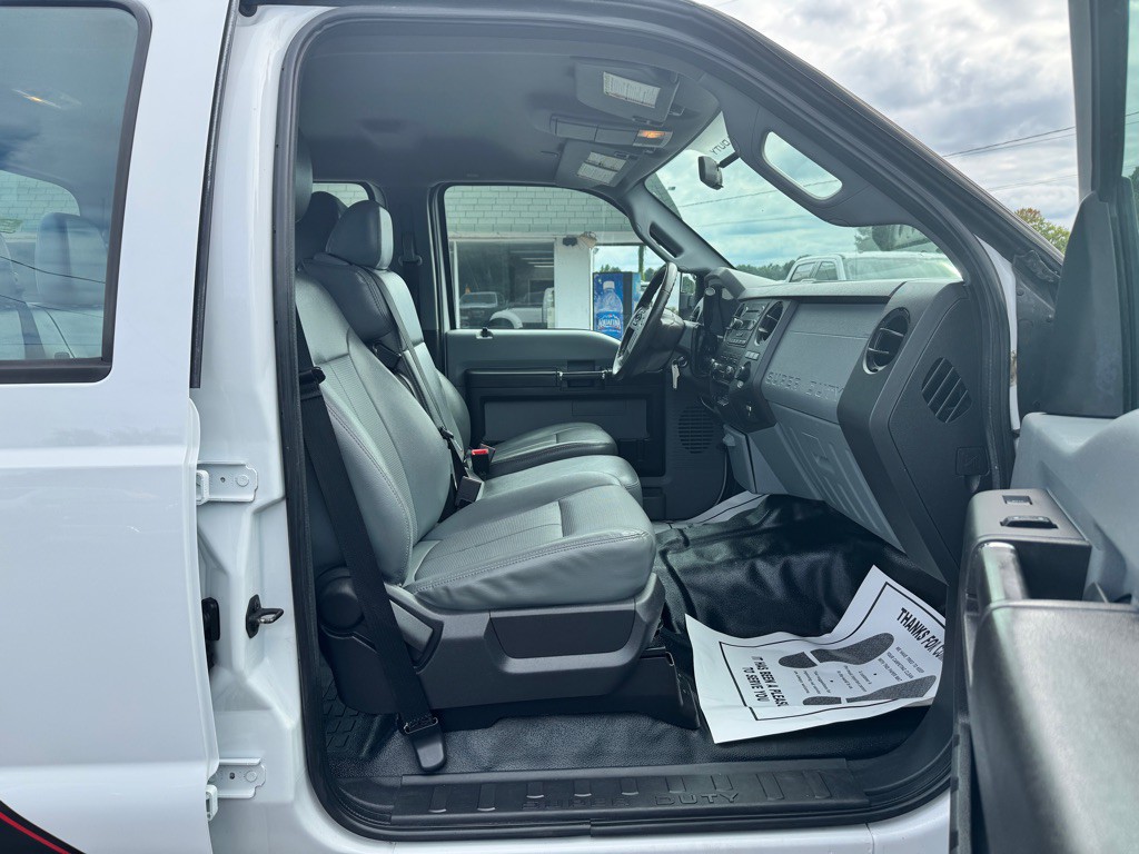 2016 Ford F-350 Image 17