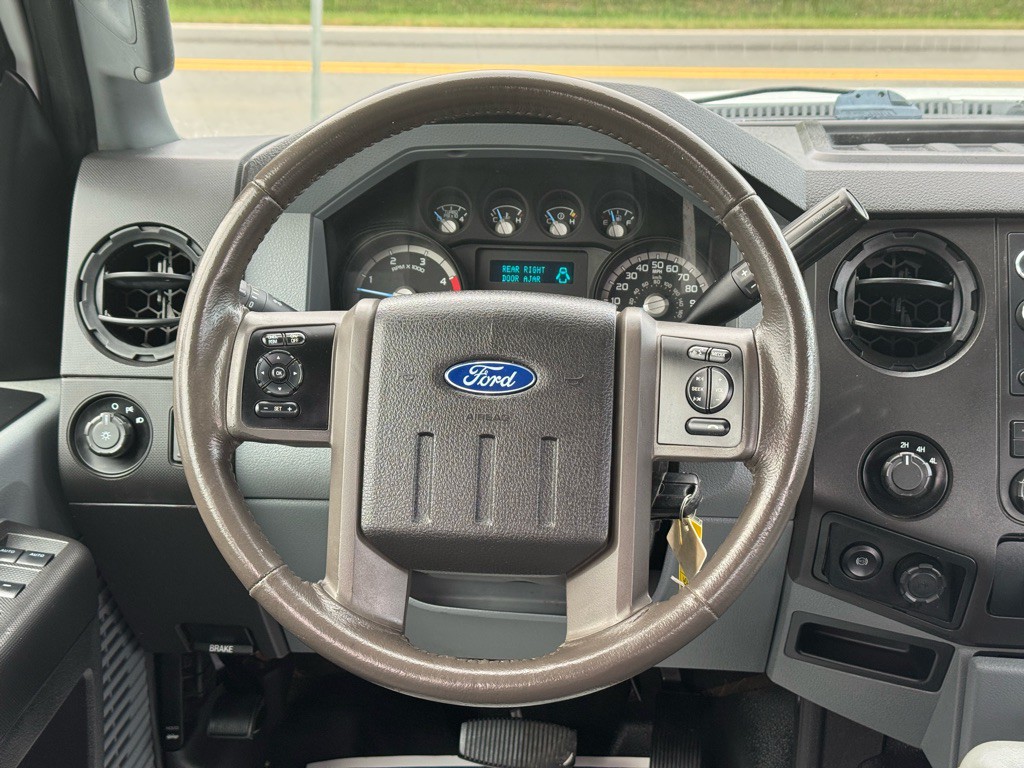 2016 Ford F-350 Image 22
