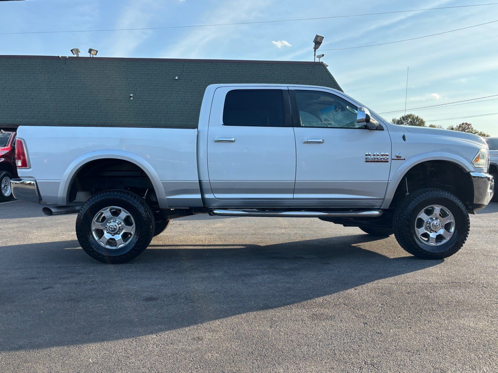 2014 RAM 2500 Image 3