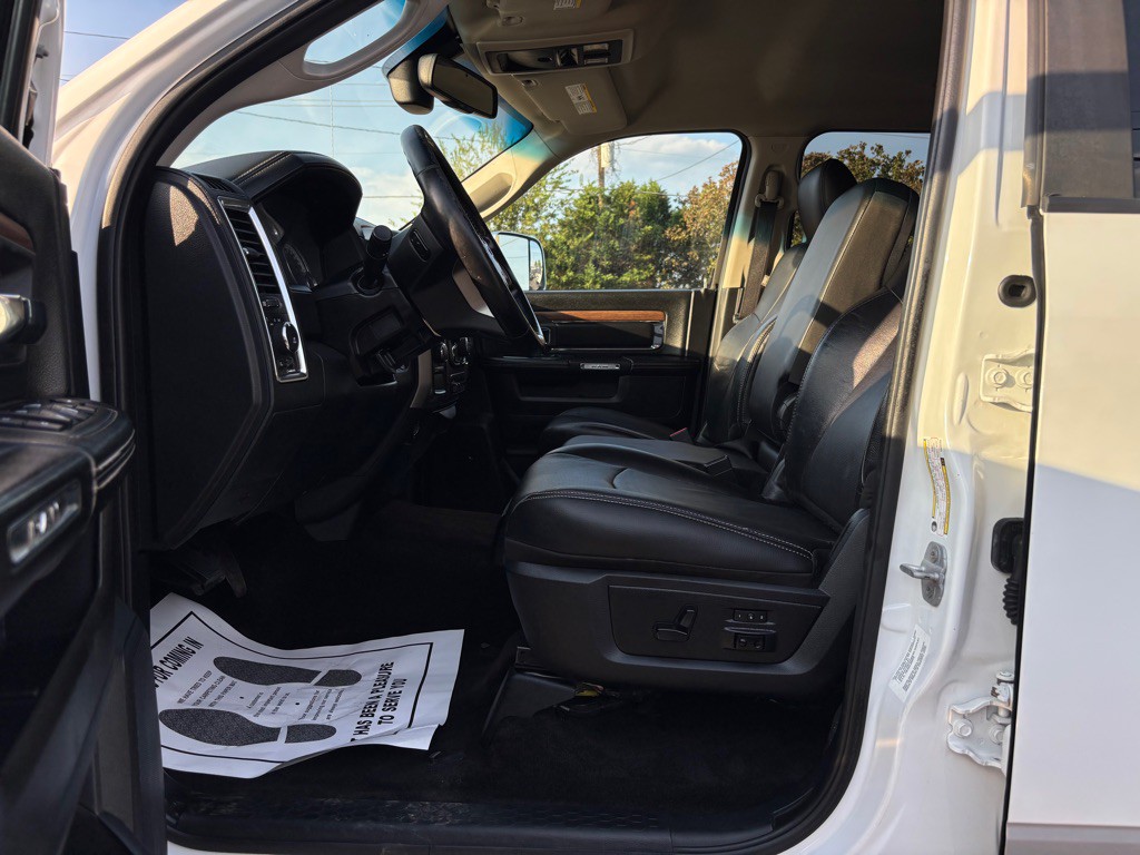 2014 RAM 2500 Image 17