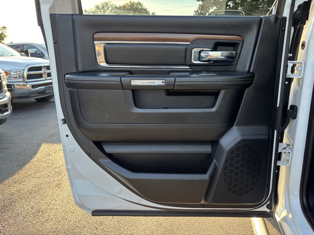 2014 RAM 2500 Image 20