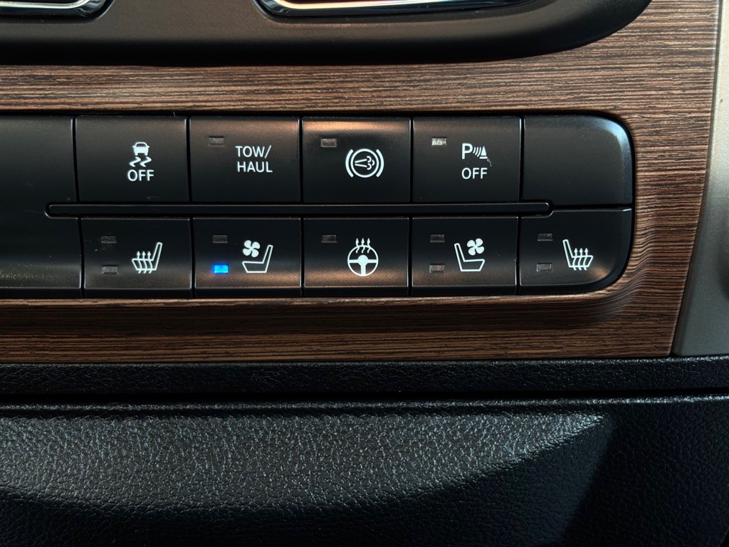 2014 RAM 2500 Image 38
