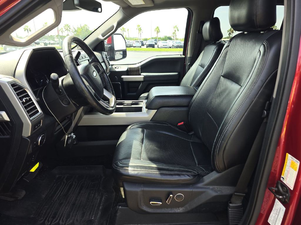 2017 Ford F-250 Image 2