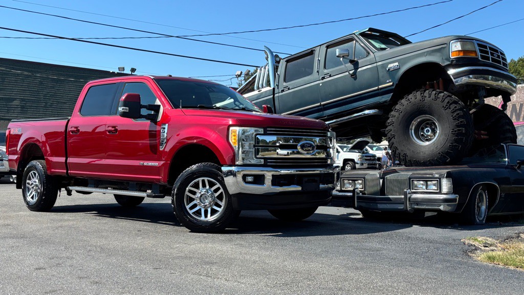 2017 Ford F-250 Image 1