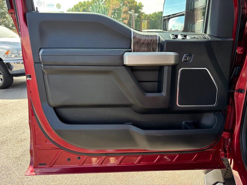 2017 Ford F-250 Image 13