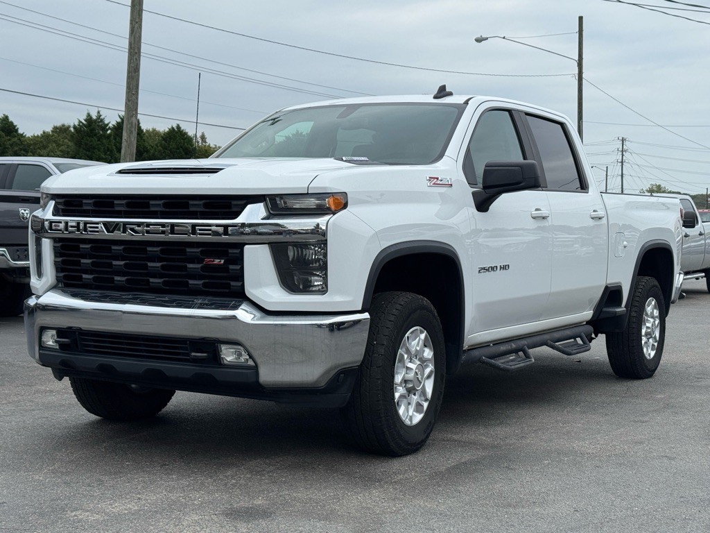 2020 Chevrolet Silverado 1500 Image 2