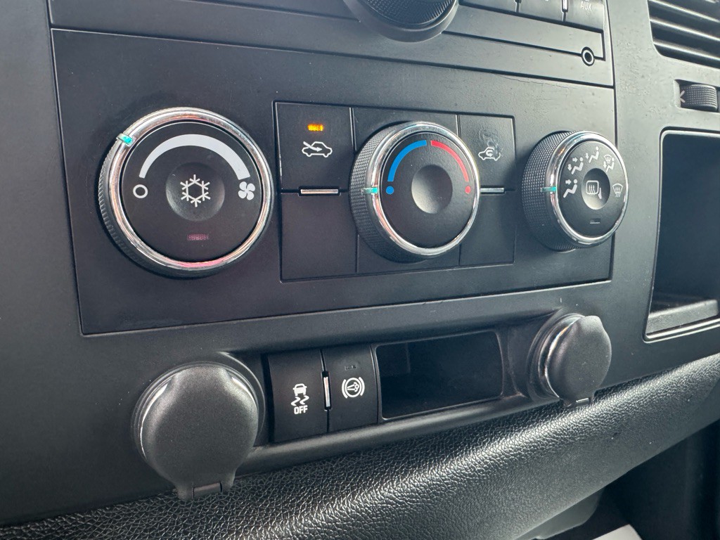 2014 Chevrolet Silverado 1500 Image 25