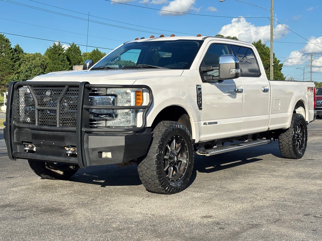 2017 Ford F-250 Image 2