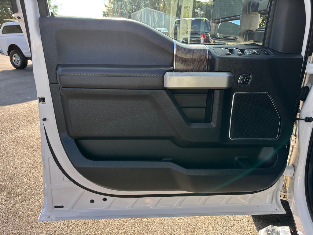 2017 Ford F-250 Image 11