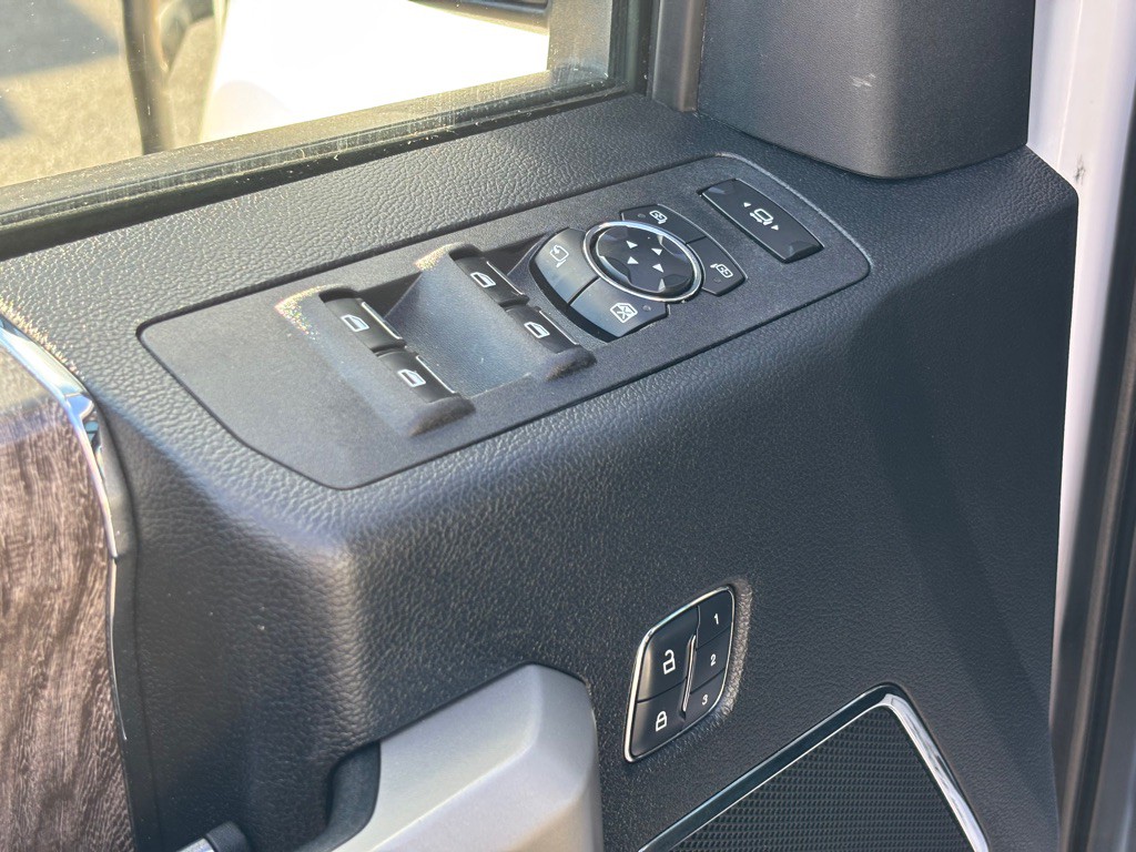 2017 Ford F-250 Image 12