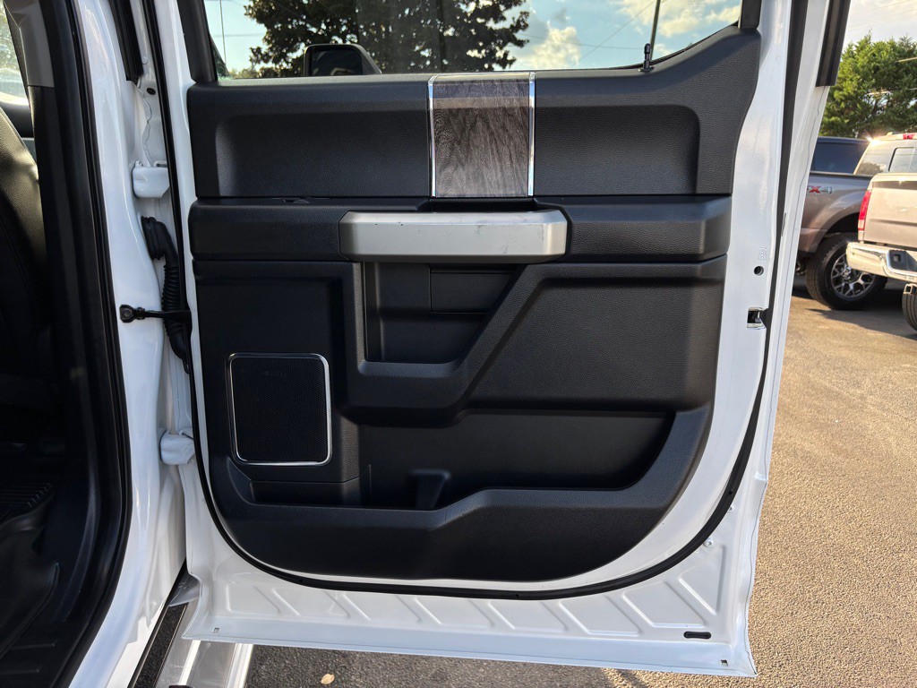 2017 Ford F-250 Image 24