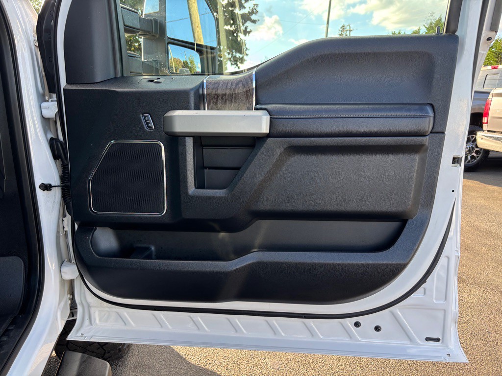 2017 Ford F-250 Image 27