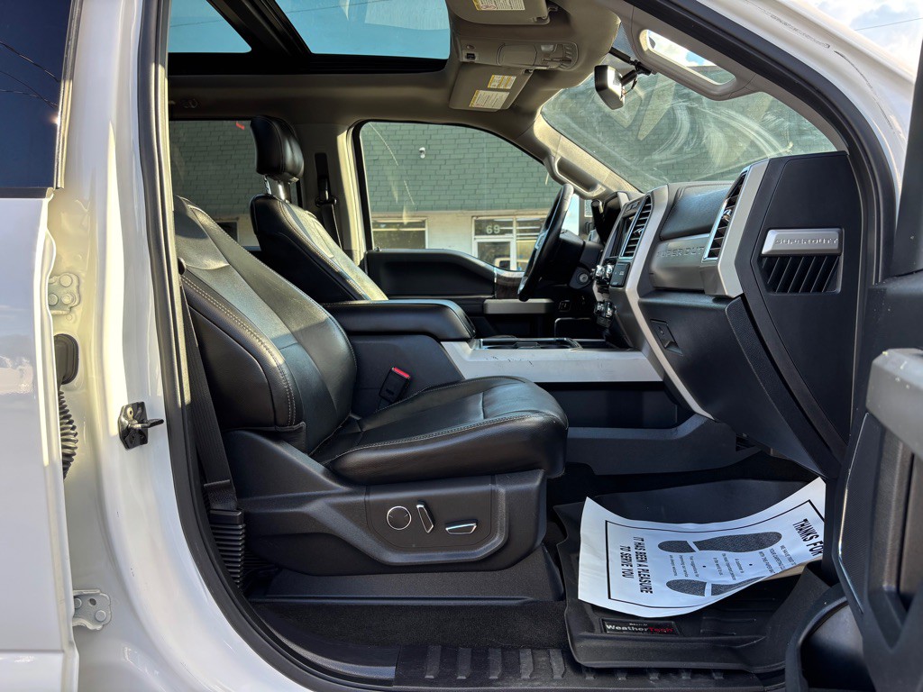 2017 Ford F-250 Image 28
