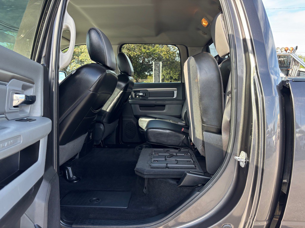 2018 RAM 2500 Image 17