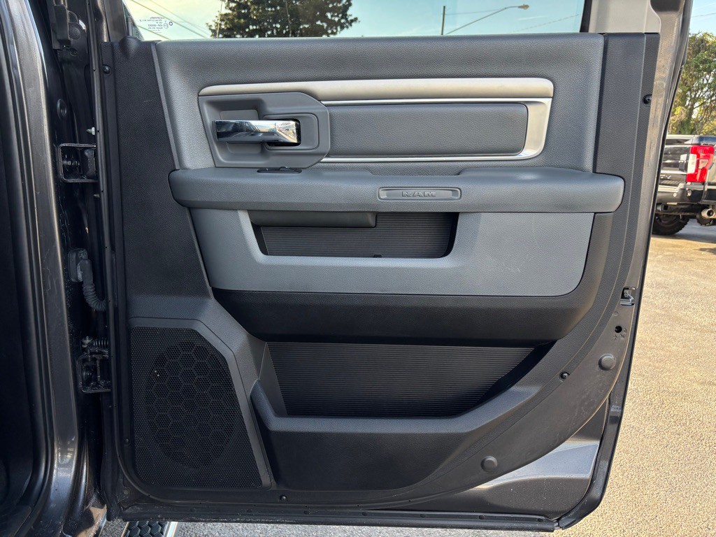 2018 RAM 2500 Image 24