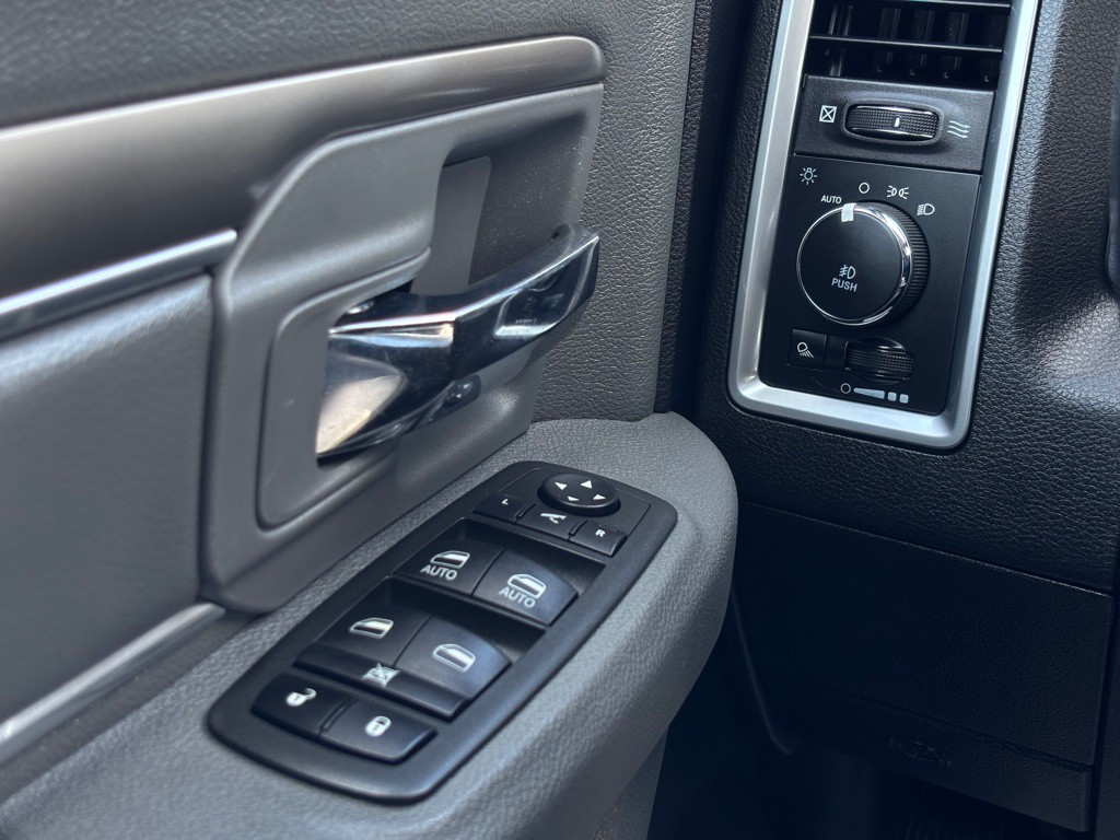 2018 RAM 2500 Image 30