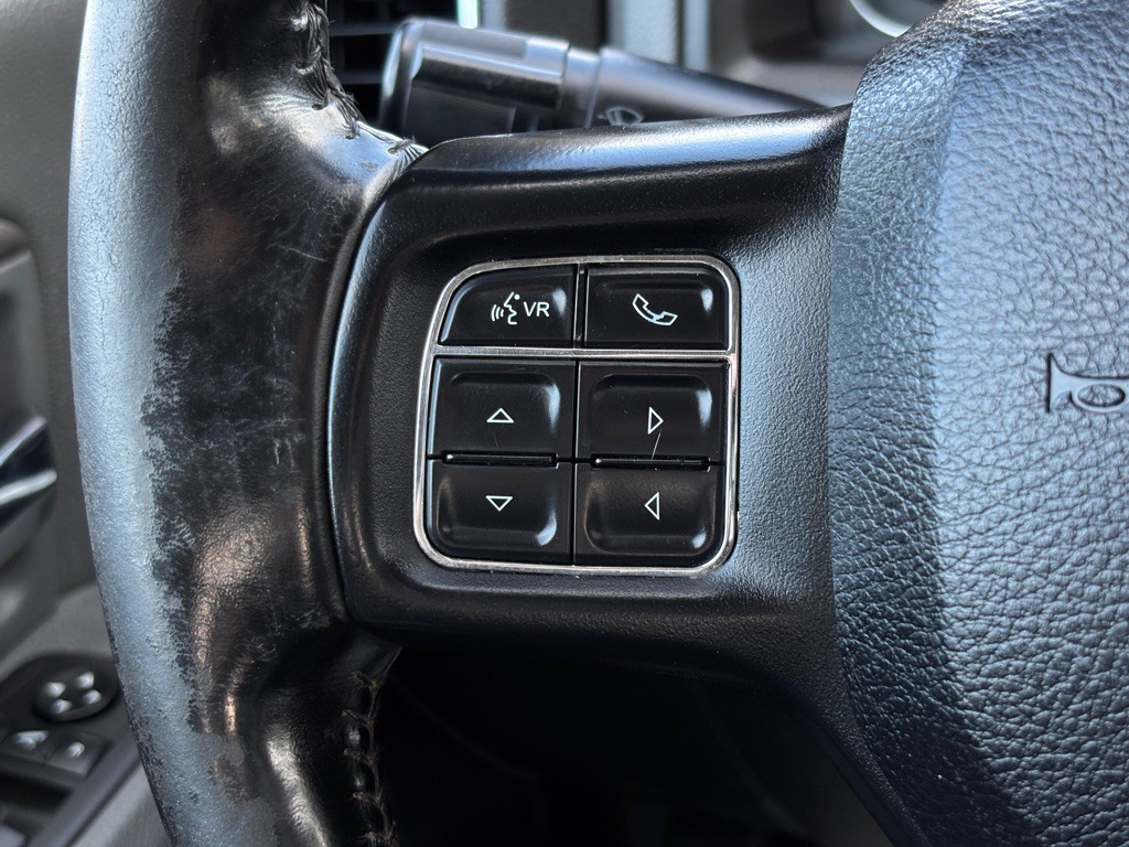 2018 RAM 2500 Image 32