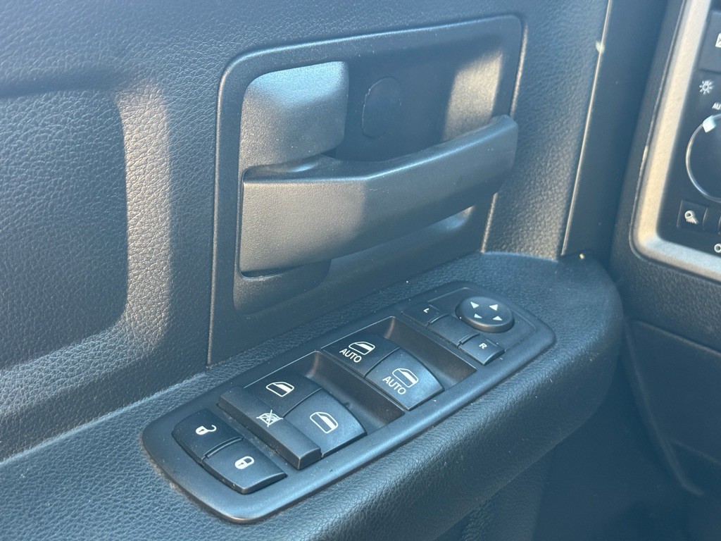 2018 RAM 2500 Image 24