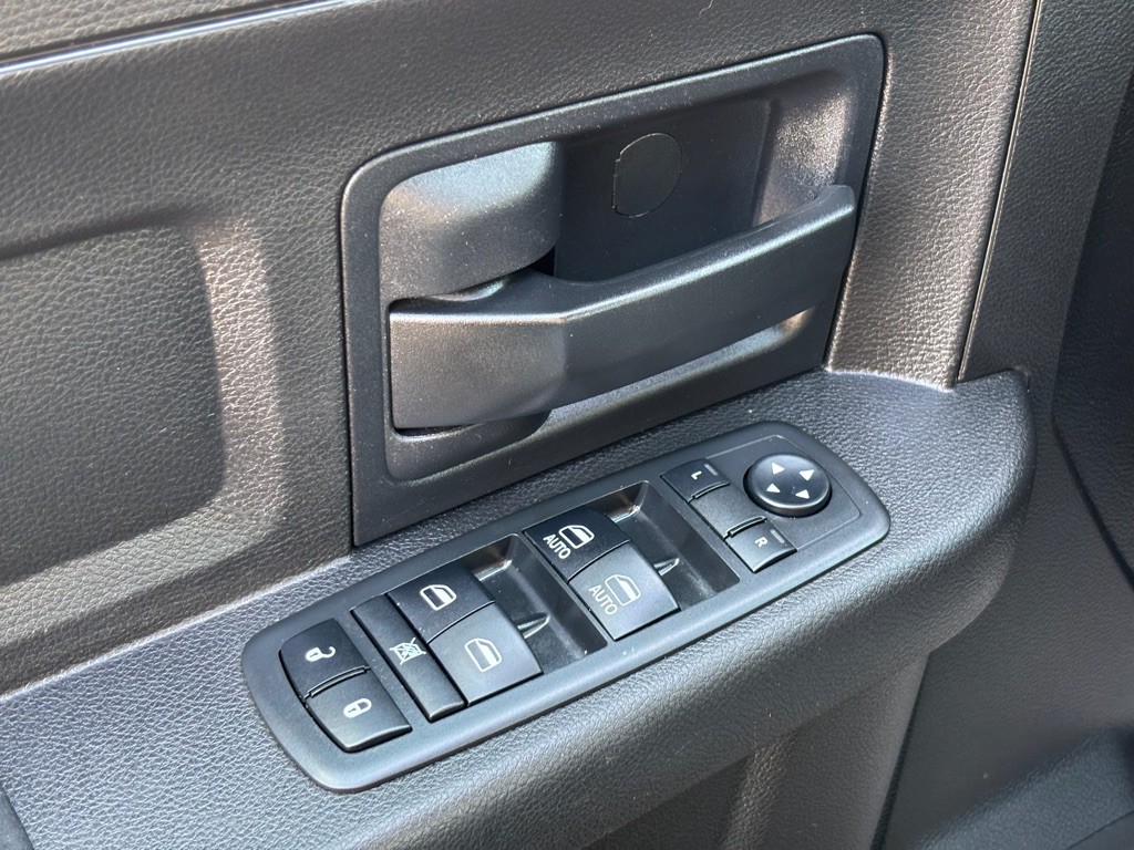 2018 RAM 2500 Image 13