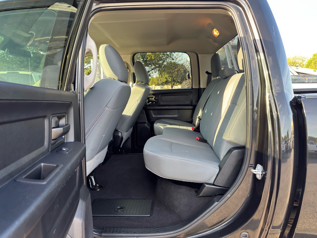 2018 RAM 2500 Image 17