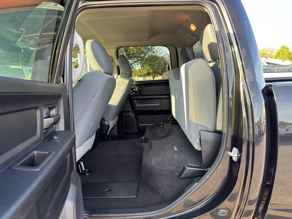 2018 RAM 2500 Image 18