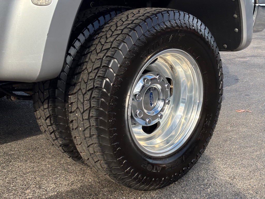 2021 Ford F-350 Image 16