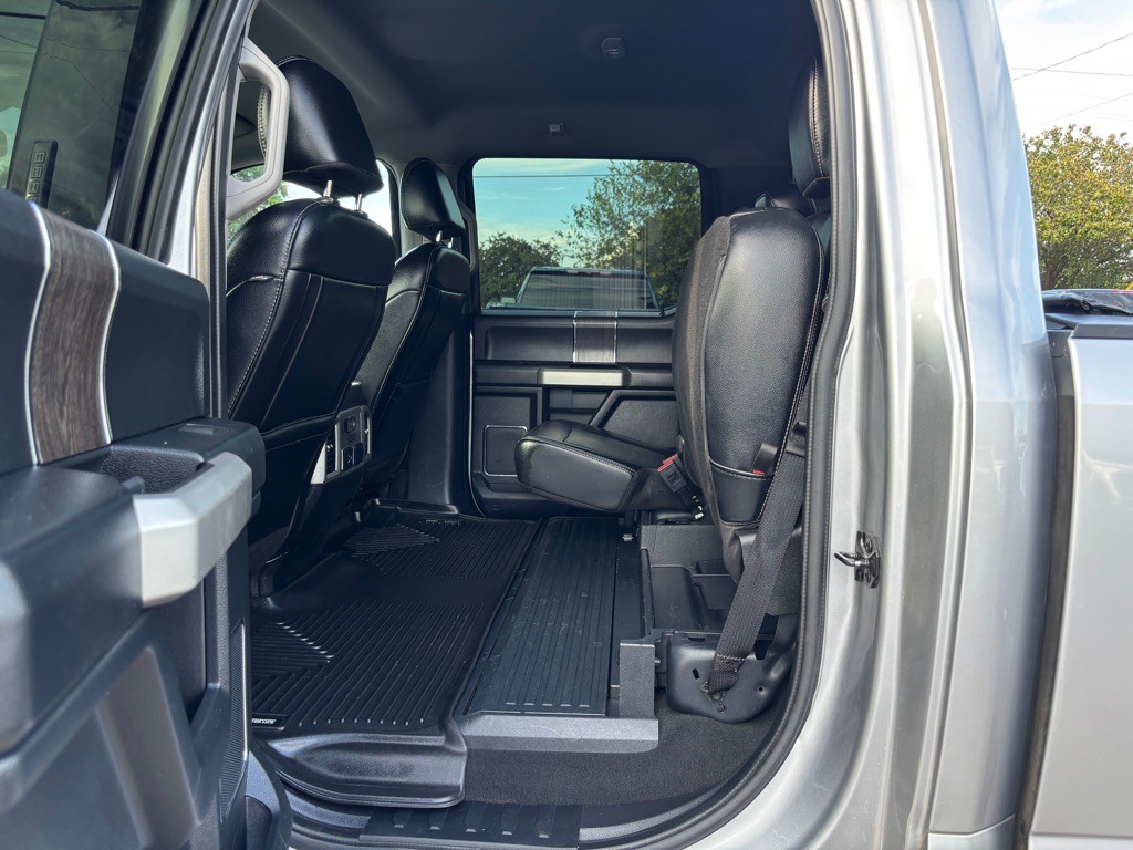 2021 Ford F-350 Image 25