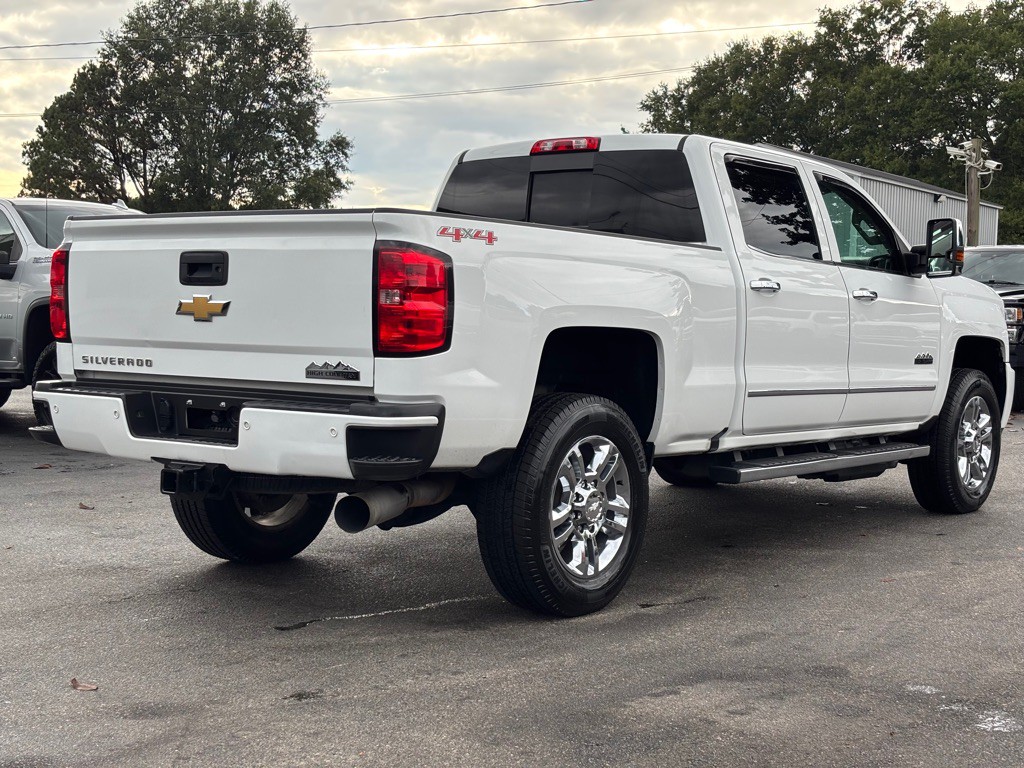 2017 Chevrolet Silverado 1500 Image 4