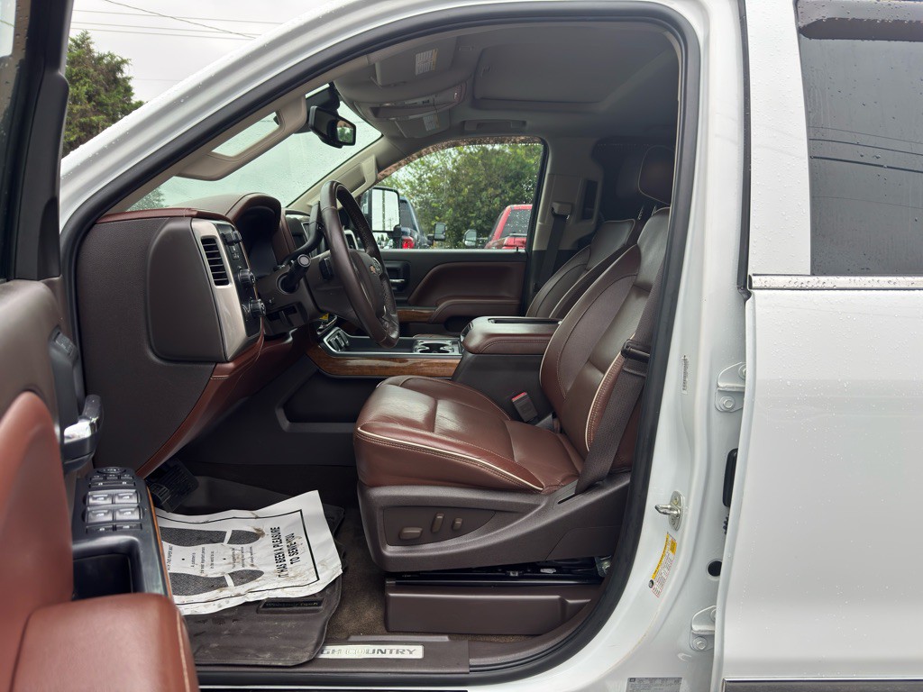 2017 Chevrolet Silverado 1500 Image 19