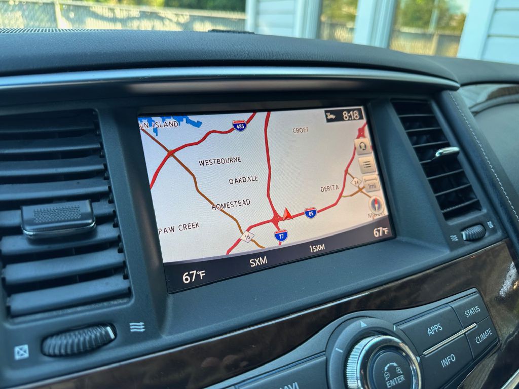 2018 Nissan Armada Image 8