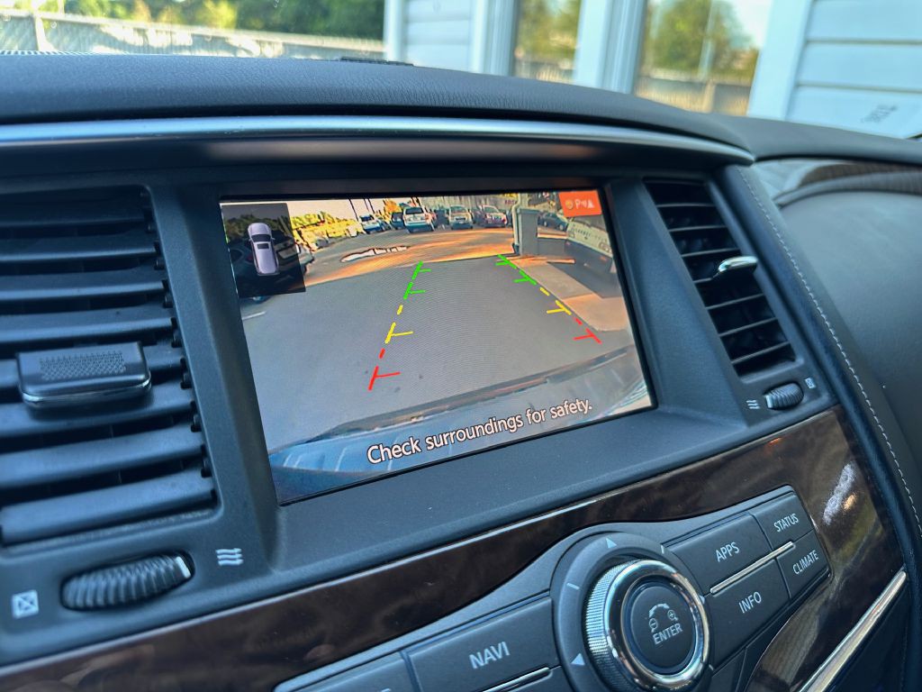 2018 Nissan Armada Image 9