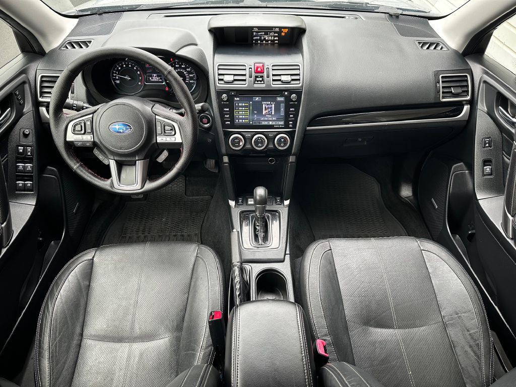 2017 Subaru Forester Image 10