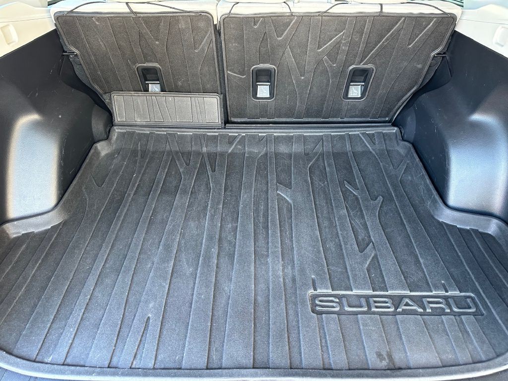 2017 Subaru Forester Image 12