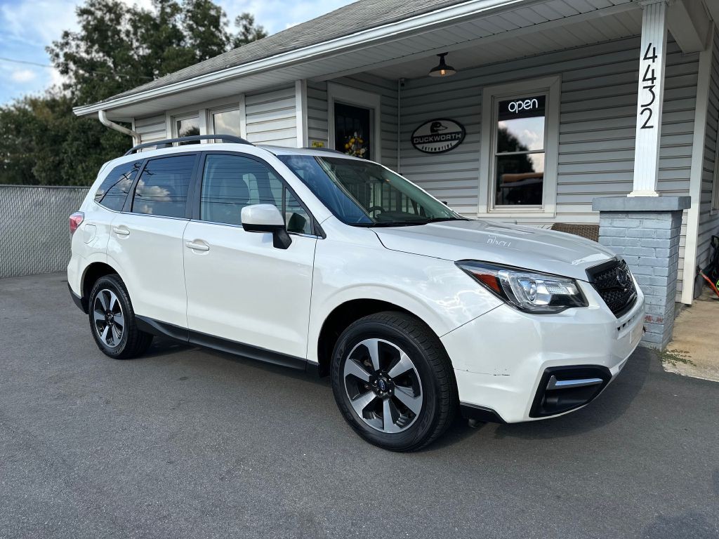 2018 Subaru Forester Image 1
