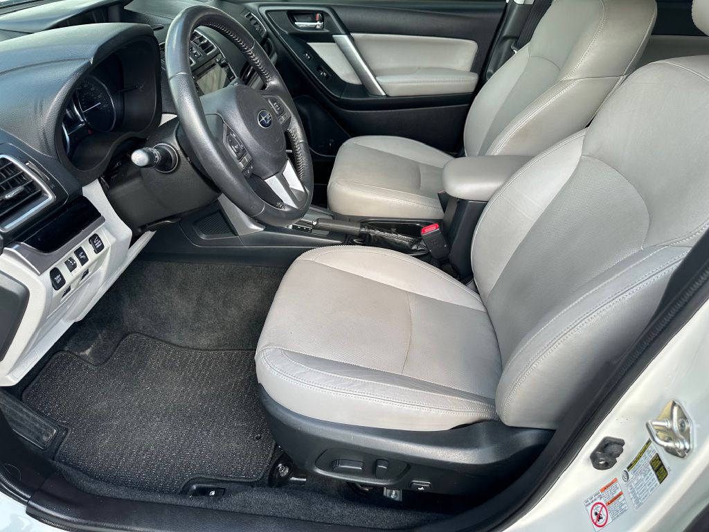 2018 Subaru Forester Image 10