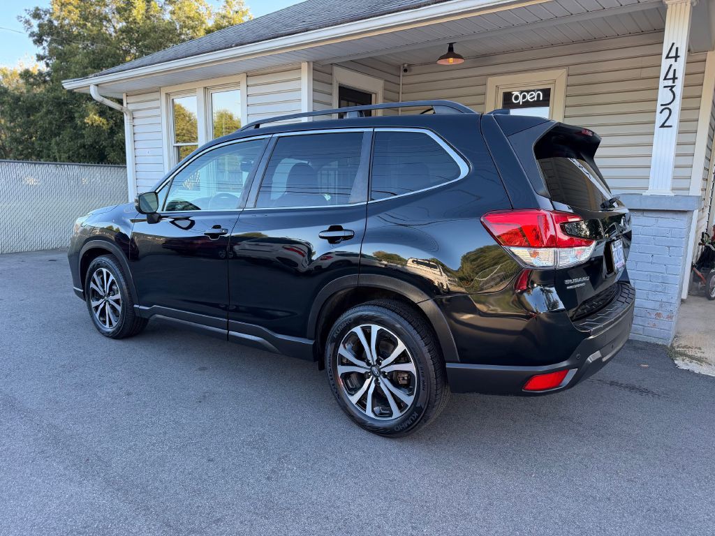 2020 Subaru Forester Image 2