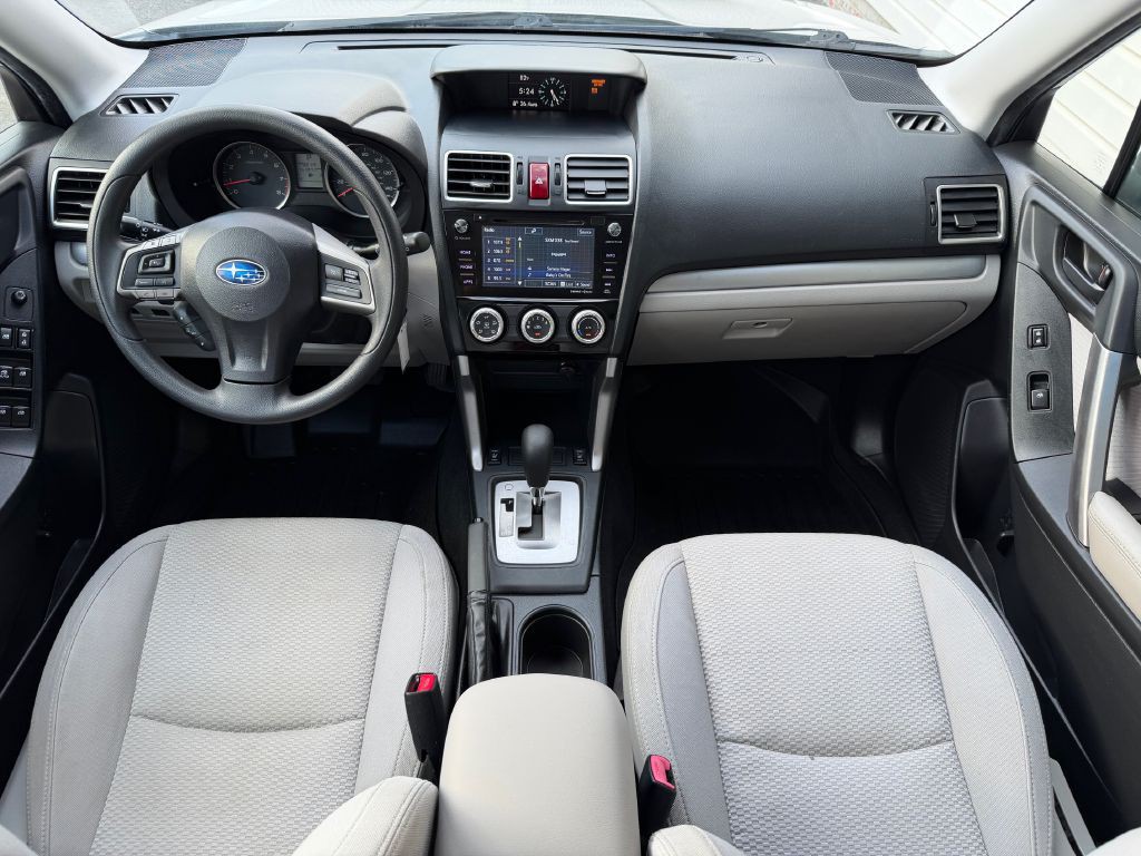 2016 Subaru Forester Image 9