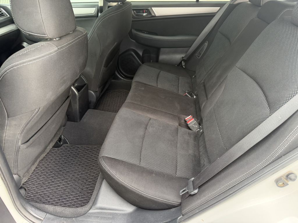 2017 Subaru Outback Image 12