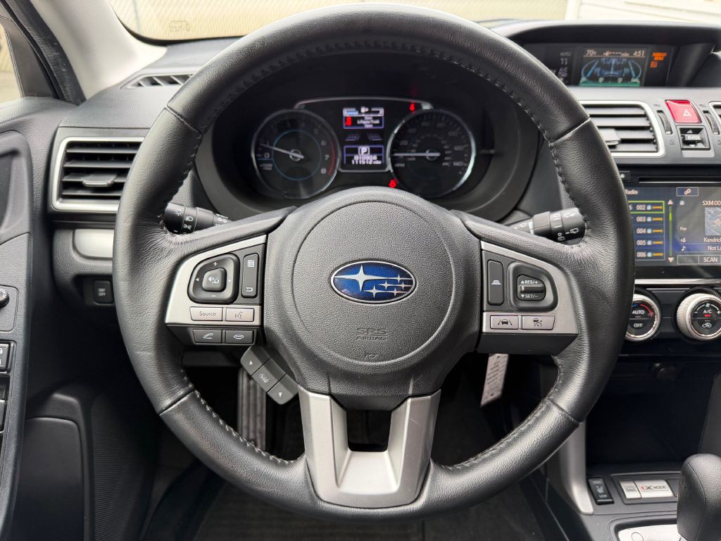 2017 Subaru Forester Image 6