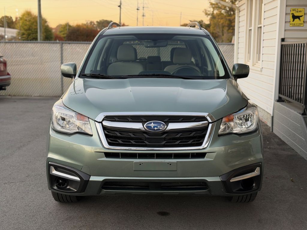 2017 Subaru Forester Image 3